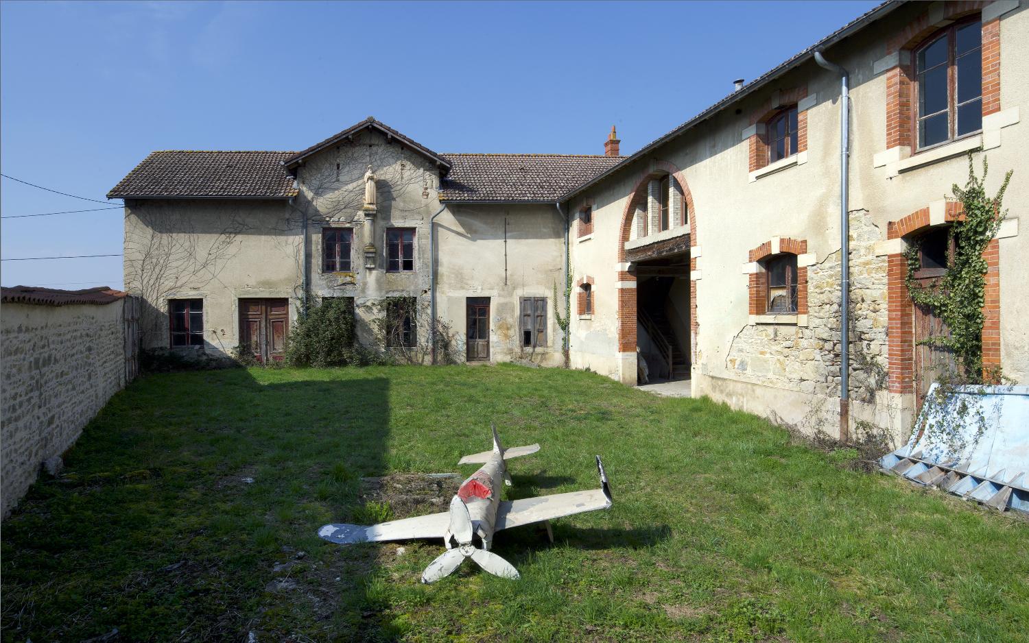 Communs du château de Saint-Maurice-de-Rémens