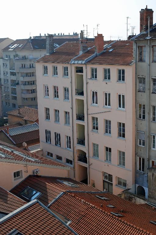 Immeuble, entrepôt sur cour