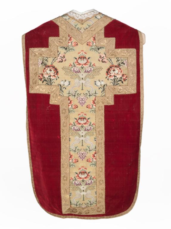 chasuble : ornement rouge