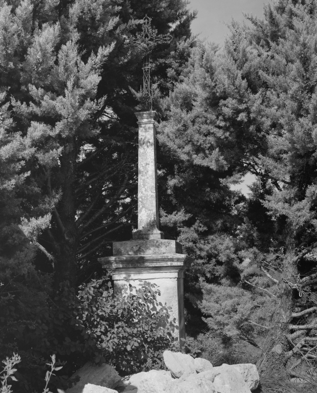 Les croix monumentales du canton de Grignan