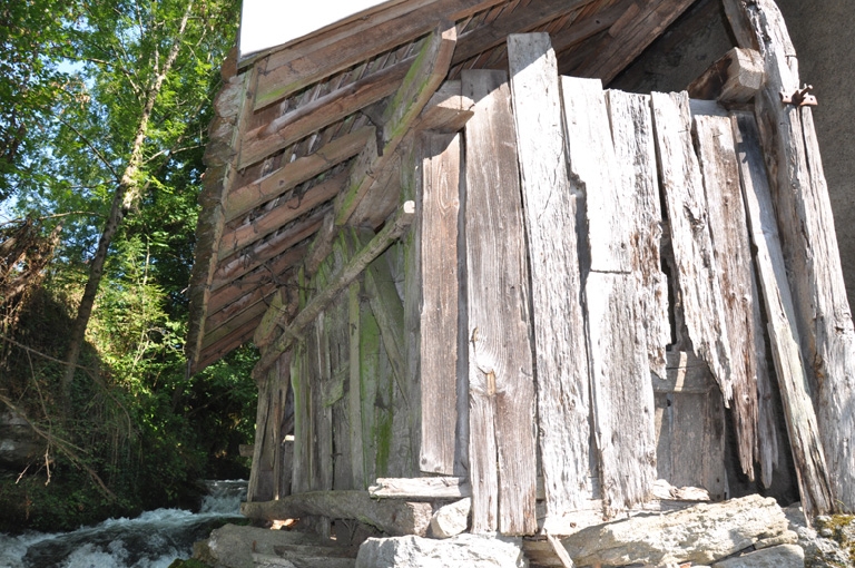 Moulin à farine et battoir Bellemain puis minoterie Bovagnet actuellement logement et sans affectation