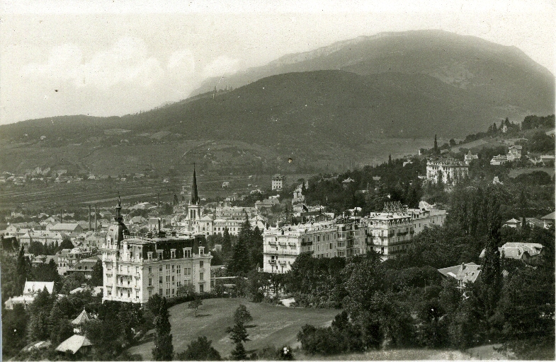 Hôtel de voyageurs, Hôtel Excelsior, actuellement immeuble, dit Résidence Beauregard