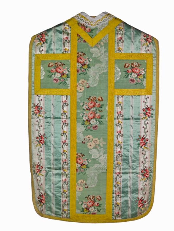 chasuble, étole, manipule, voile de calice, bourse de corporal : ornement vert n°3