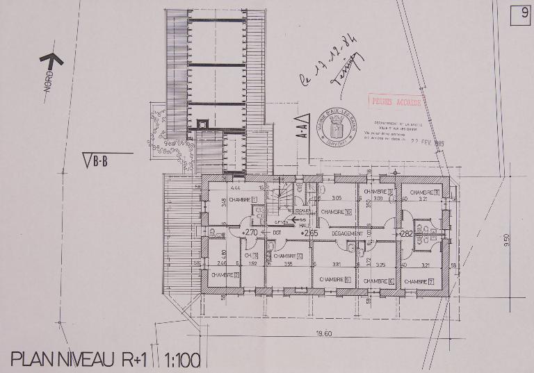 Remise agricole et logement, dépendance du domaine de Chantemerle, puis maison, puis hôtel de voyageurs, dit Auberge de Chantemerle, actuellement résidence meublée Le Chantemerle