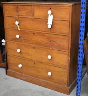 Commode à cinq niveaux de tiroirs