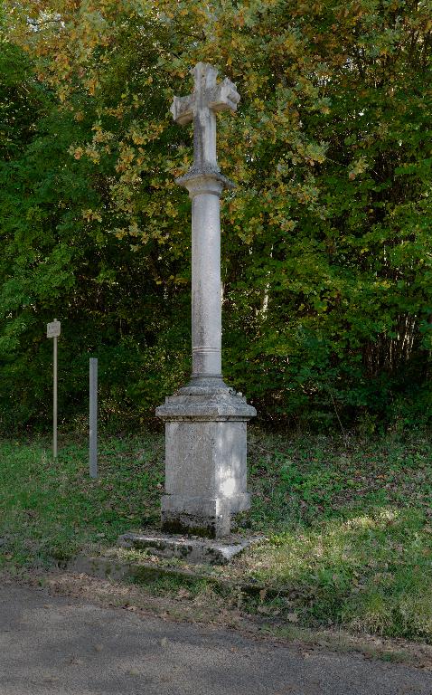 Croix monumentale (croix de mission)