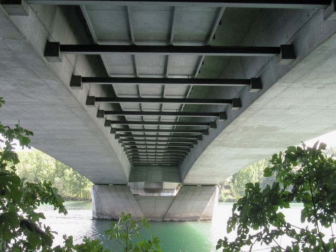 Pont routier Winston-Churchill