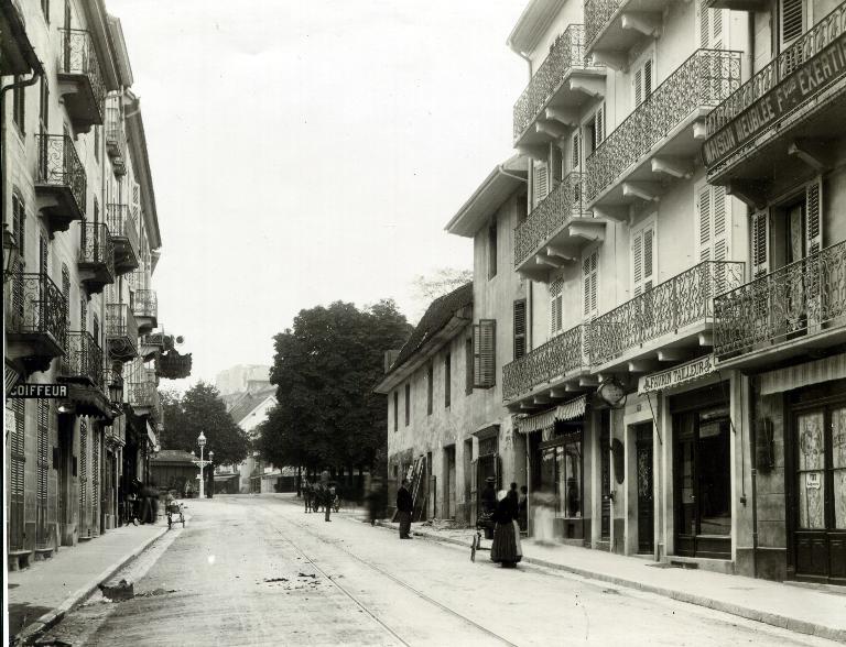 Rue de Chambéry