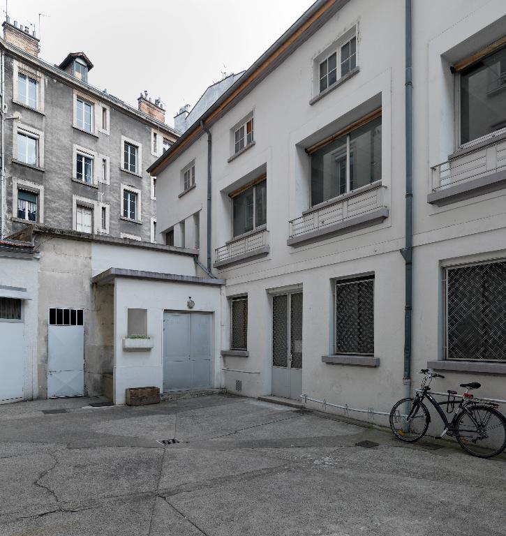 Ancien dispensaire, dit La Goutte de lait, actuellement foyer des lycéens du lycée Jean-Jaurès, dit salle Calypso