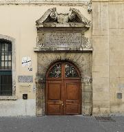 Porte (décor d'élévation extérieure) : porte du lycée Ampère