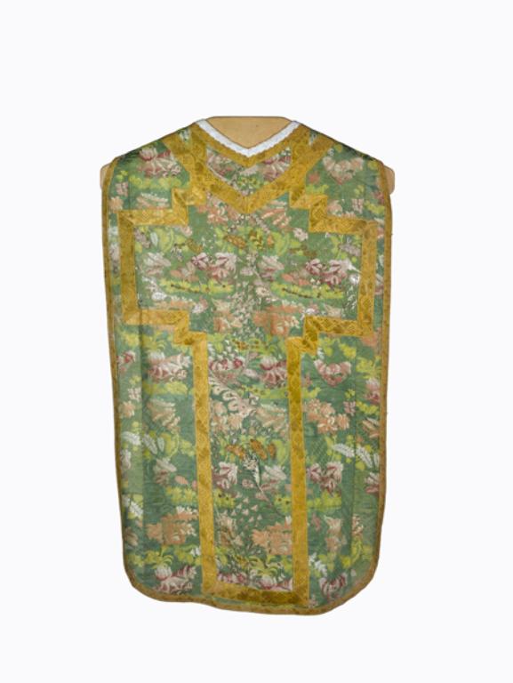 chasuble, étole, manipule, voile de calice : ornement vert