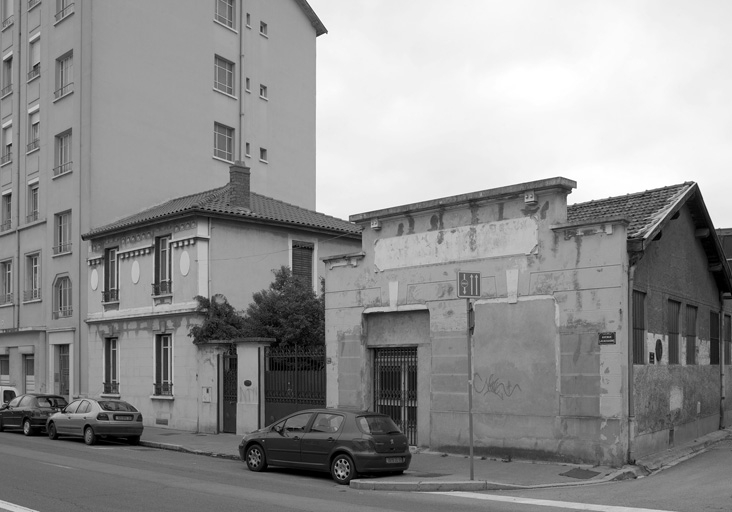 Usine de cycles dite fabrique lyonnaise de motocyclettes New-Map et Motosacoche