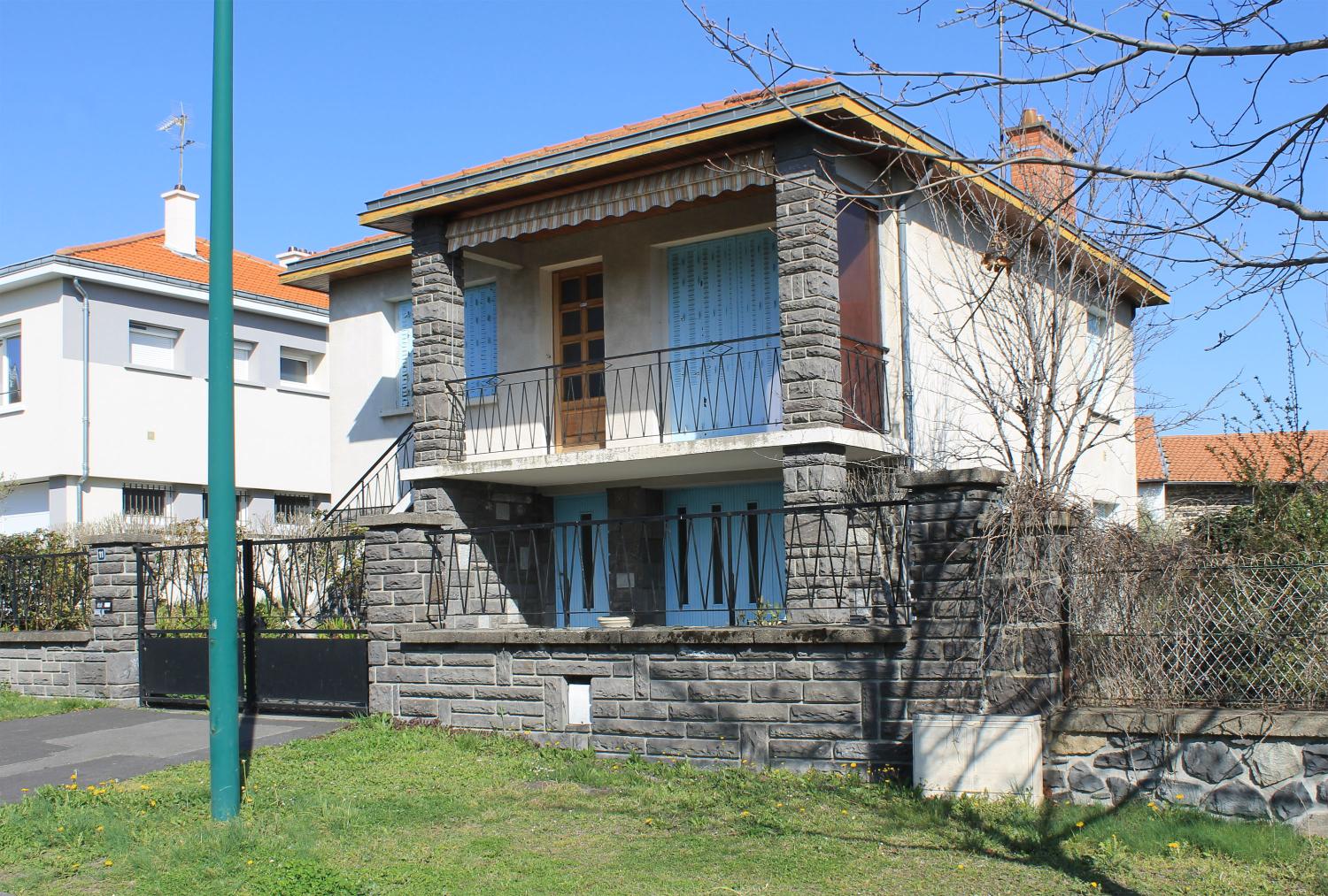 Pérignat-lès-Sarliève, la maison G., architecte anonyme