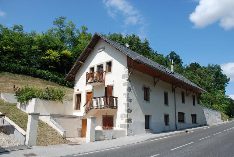 Moulins De Regard puis moulin, scierie Collomb dit Moulins de Primaz actuellement maison d'habitation