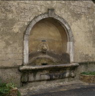 fontaine et lavoir