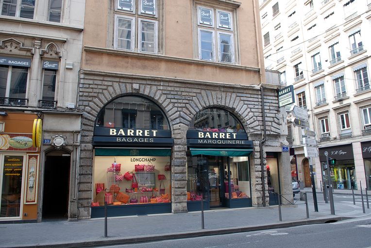 Halle aux grains ou loges de la grenette ou Grenette