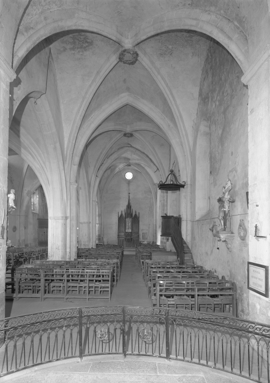 Eglise prieurale et paroissiale Saint-Pierre et Saint-Porchaire