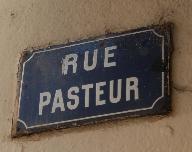 Rue Henri IV, puis rue Mouton-Duvernet, rue de Béarn, actuellement rue Pasteur