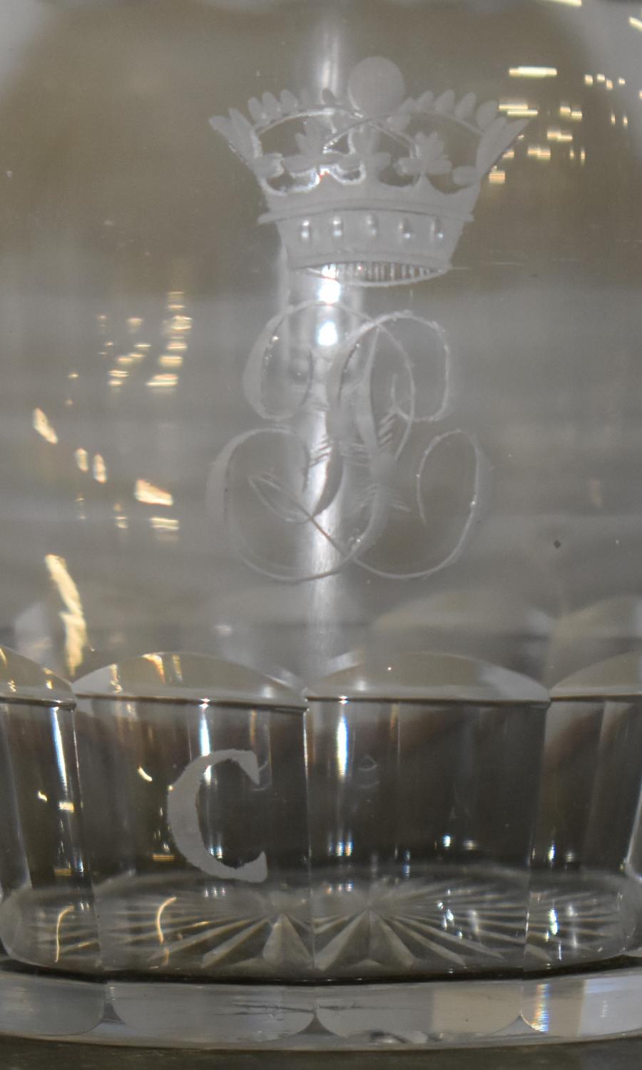 Carafe au chiffre du roi Louis-Philippe Ier