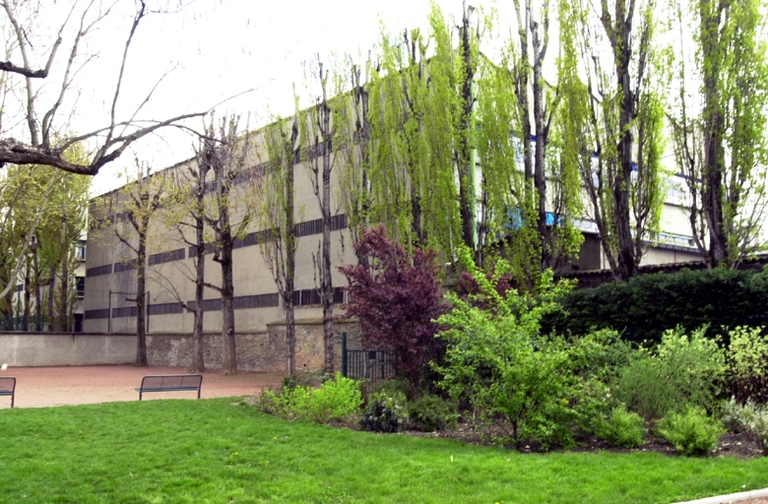 Usine de serrurerie Rhône-Isère dite Ronis SA
