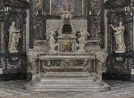Autel, tabernacle, gradins d'autel, exposition, statues : maître-autel