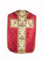 chasuble, étole, manipule, voile de calice, bourse de corporal : ornement rouge