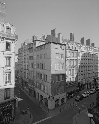 Immeuble actuellement foyer l'Orée