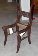 chaise n°2 d'un ensemble de deux chaises à dossier enroulés de type 3