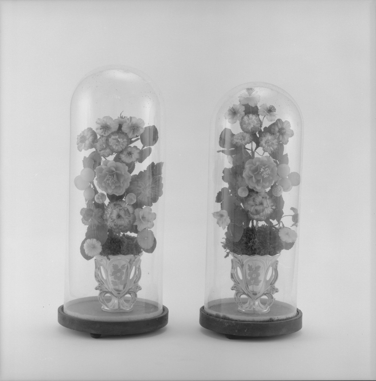 Ensemble de 2 vases-bouquets d'autel