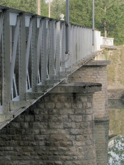 Pont routier de Jonage