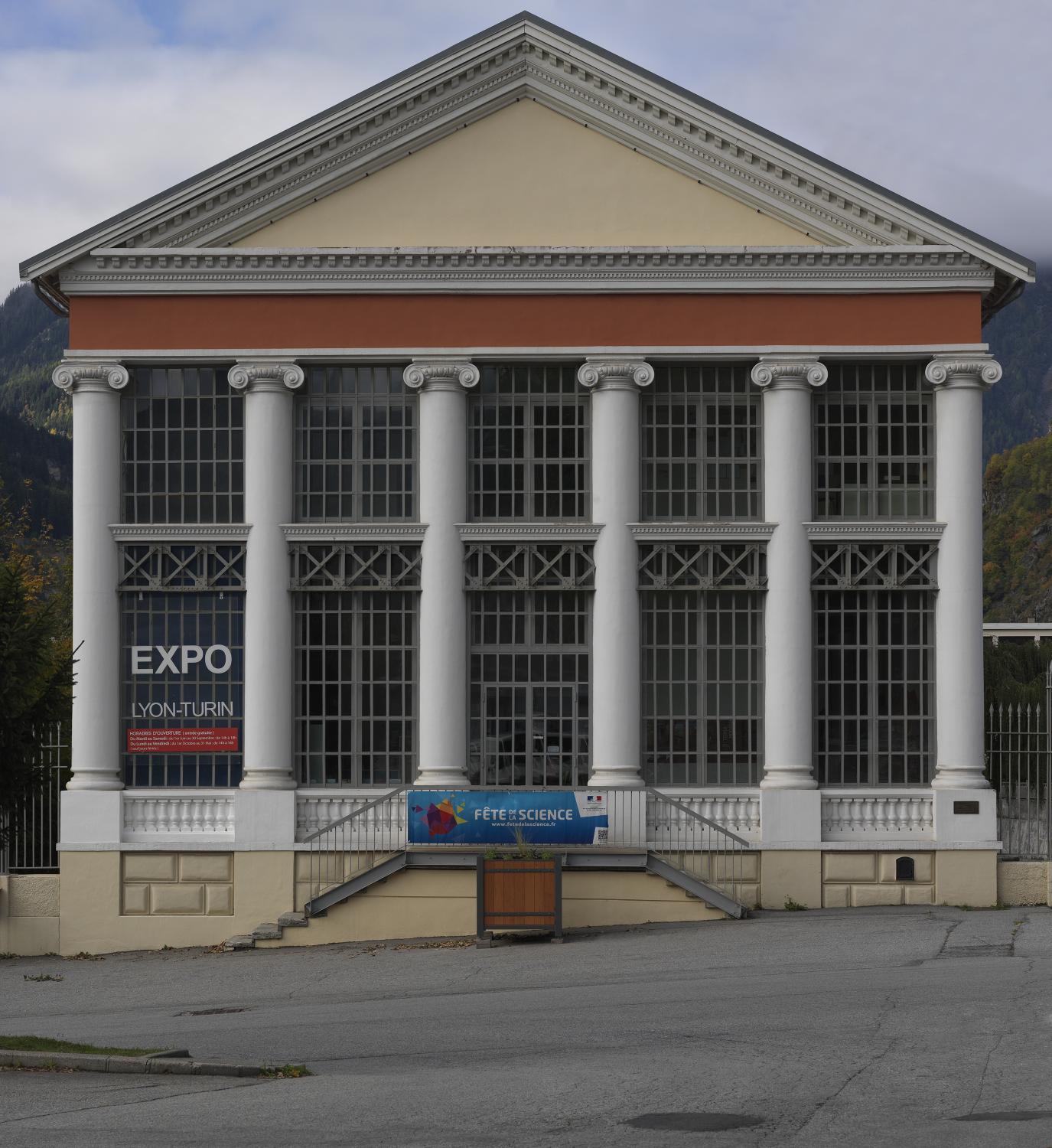 Usine de produits agro-alimentaires dite la Rizerie des Alpes de Modane actuellement centre culturel