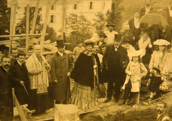 Hôtel de voyageurs, Hôtel Excelsior, actuellement immeuble, dit Résidence Beauregard