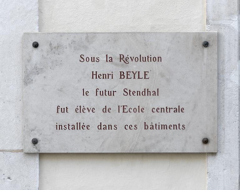 Collège de jésuites, dit Royal-Dauphin, puis école centrale, lycée, collège royal, lycée de garçons puis lycée de jeunes filles, actuellement cité scolaire Stendhal