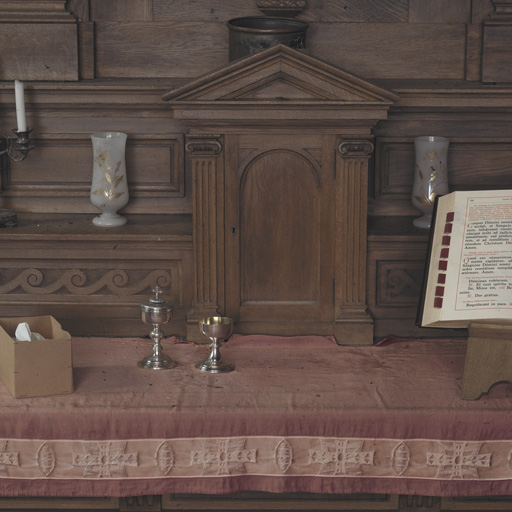 Présentation du mobilier de la chapelle de Vaugirard