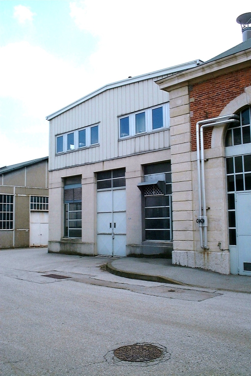 Usine d'armes dite manufacture Royale d'armes de Saint-Etienne puis GIAT Industrie actuellement cité du Design