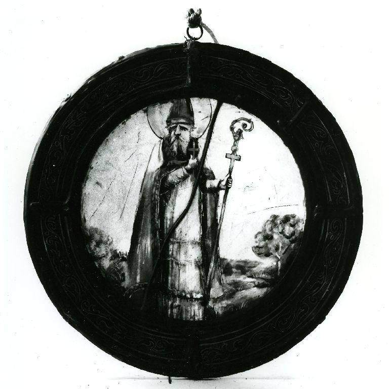 Verrière (2, rondel) : saint Pierre et saint Paul, saint Nicolas, verrière à personnages
