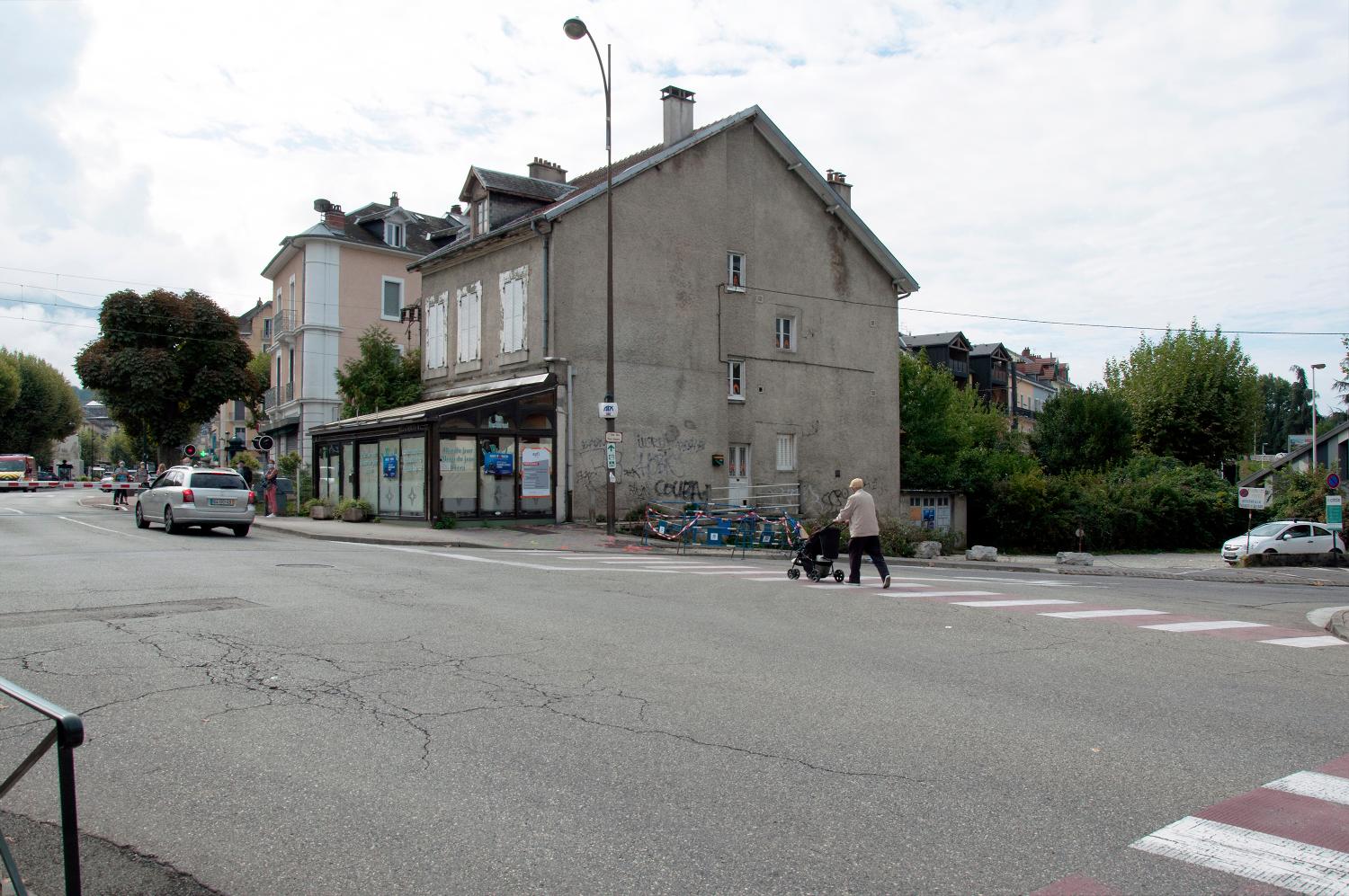 Maison et café-restaurant, dit Au Mal Assis, puis Au Bien Assis