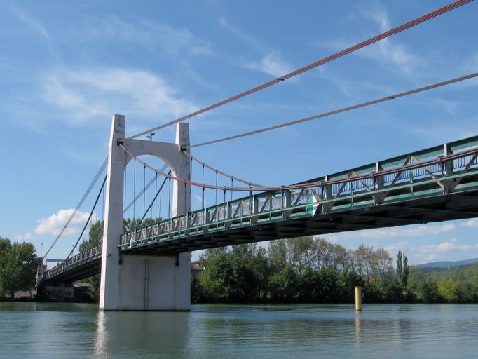 Pont routier de Condrieu