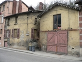 Ancienne quincaillerie et maison actuellement logement et atelier