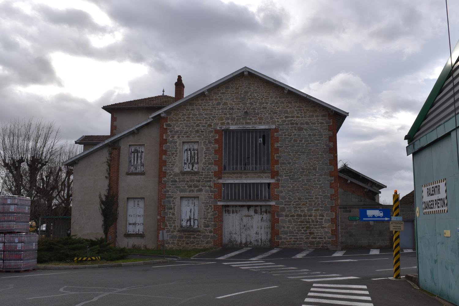 usine de mise en bouteilles des eaux minérales Parot