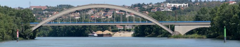 Pont ferroviaire dit viaduc de la Méditerranée, ou dit viaduc d'Arboras, ou dit viaduc de Chasse