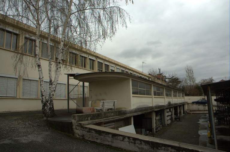 Usine de chaussures dite Chaussures Charles Jourdan France