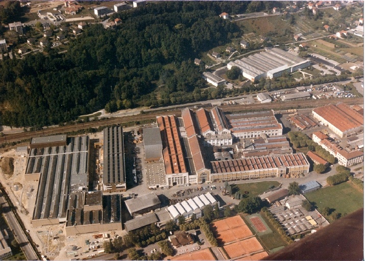 Usine de construction électrique, La Savoisienne, puis Alsthom-Savoisienne, puis Alsthom-Atlantique, puis Alsthom, puis GEC-Alsthom, puis Alstom, actuellement AREVA T et D Aix-les-Bains