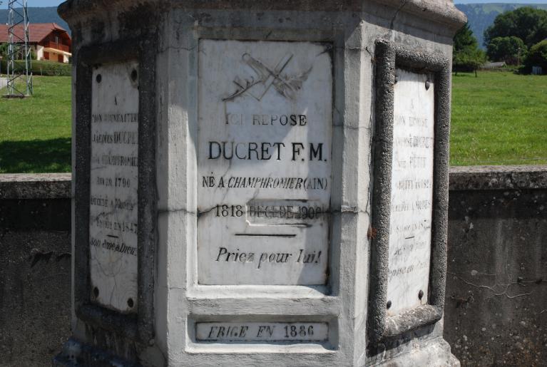 Monument funéraire de François Marie Ducret
