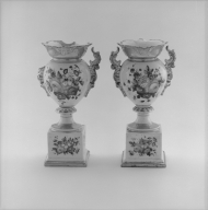 Ensemble de 2 vases d'autel (n°2)