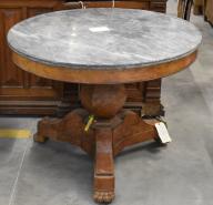 Table à déjeuner