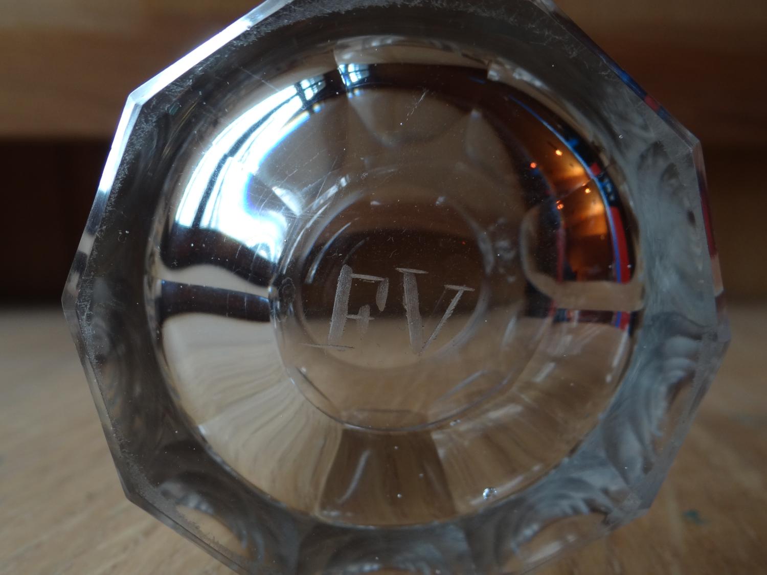 ensemble de six verres au chiffre de Louis-Philippe du Fort de Vincennes
