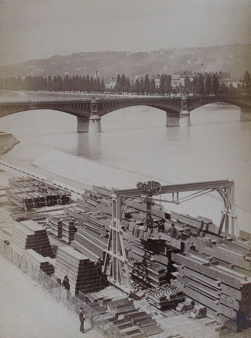 Viaduc ferroviaire de Perrache, ou viaduc ferroviaire de la Méditerranée