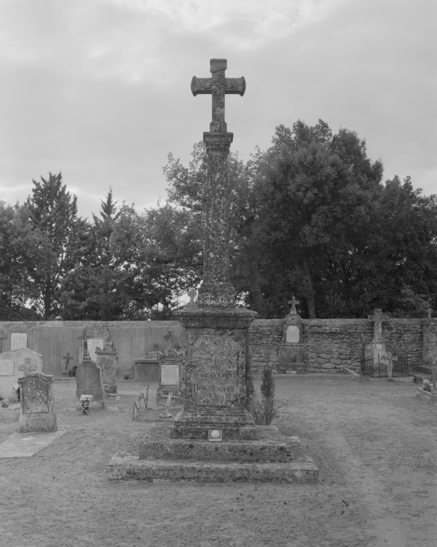 Les croix monumentales du canton de Grignan