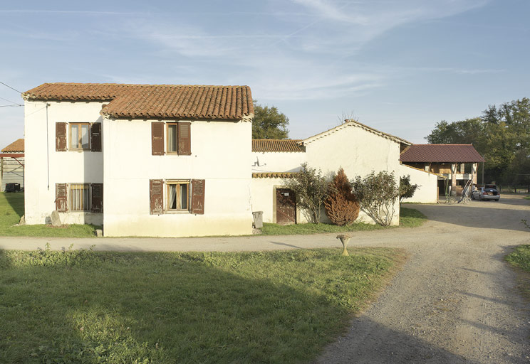 Ferme, puis élevage de chevaux de course